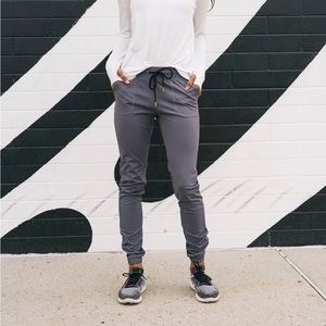 Zyia Active Dark Gray Peak Zipper Joggers (Long) 31", Size XXS Extra X Small